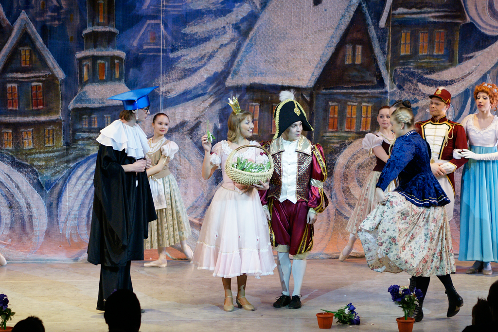 Балет «Двенадцать месяцев»