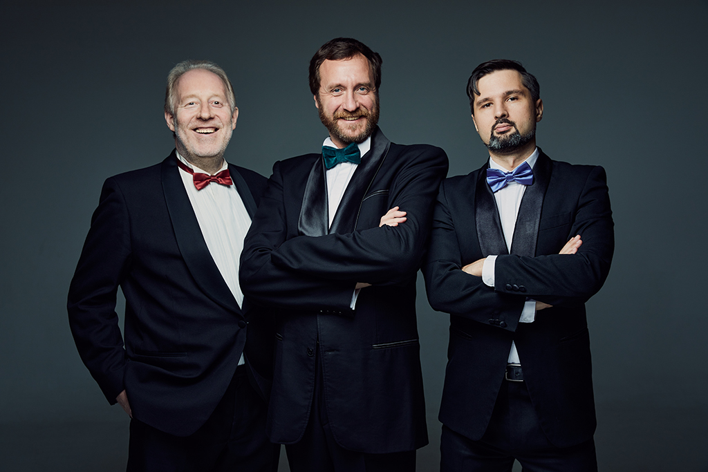 Три русских баса. «Любимые песни из кинофильмов»